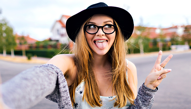 Le 5 beauty app per provare il tuo nuovo look senza sbagliare