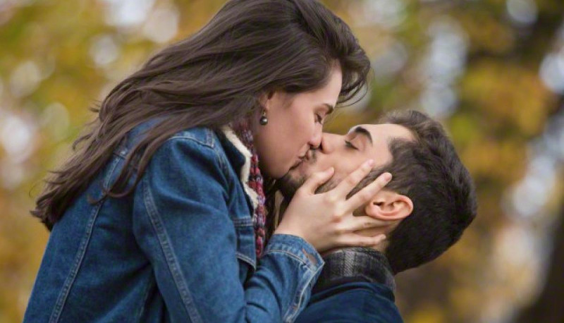 San Valentino 2020, com’è l’amore ai tempi della Generazione Z? Le 10 cose da sapere