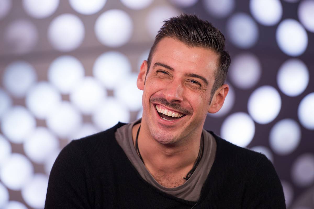 Francesco Gabbani: le 10 curiosità che non sapevi sul cantante
