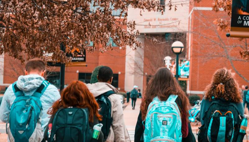 Maturità 2020, per 2 maturandi su 3 ultimo anno “rovinato” dal lockdown. Il 75% avrebbe voluto tornare in classe