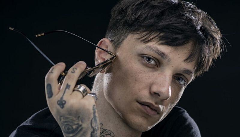 Tutto questo sei tu di Ultimo: testo e video della canzone