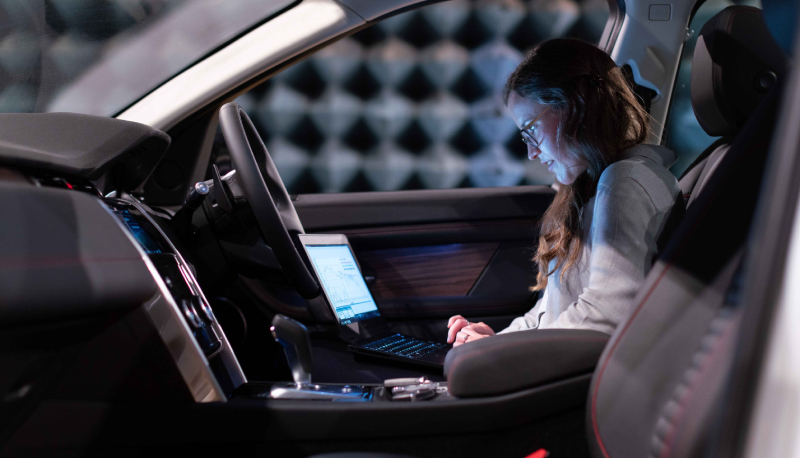 Dai pacchi tracciabili ai parcheggi intelligenti, 4 idee sostenibili che cambieranno il futuro