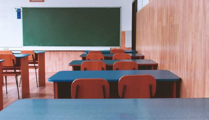 Scuole "pericolose": 17mila classi hanno più di 25 alunni, metà degli istituti è senza certificazioni