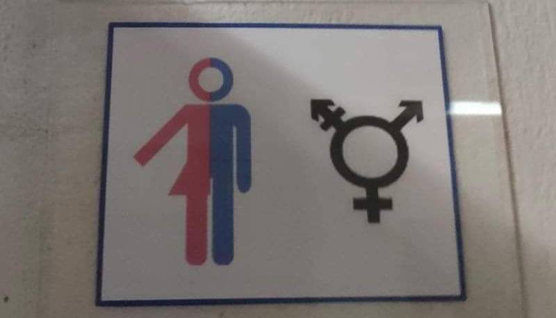 Politecnico di Torino, ci saranno i bagni neutri: il Senato approva la proposta degli studenti
