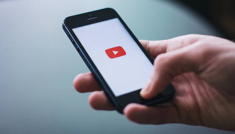 YouTube non avrà più i dislike, piovono critiche