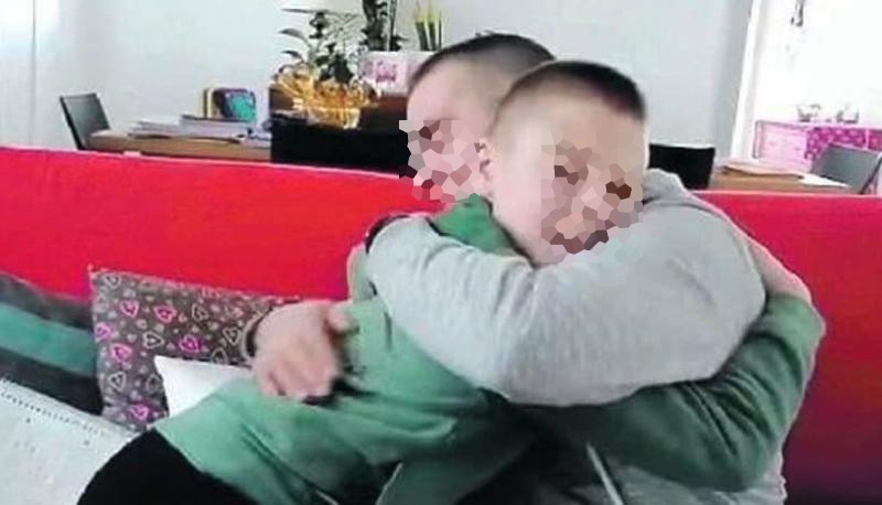 A 12 anni accudisce il padre con l’Alzheimer, proclamato Alfiere della Repubblica