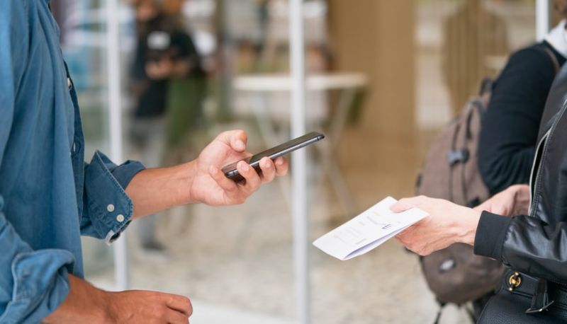 Università, studenti copiano Qr code per "imbucarsi" alle lezioni in presenza