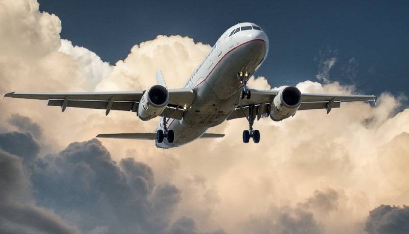 Natale 2021, viaggi in UE: tampone per chi rientra in Italia, quarantena per non vaccinati