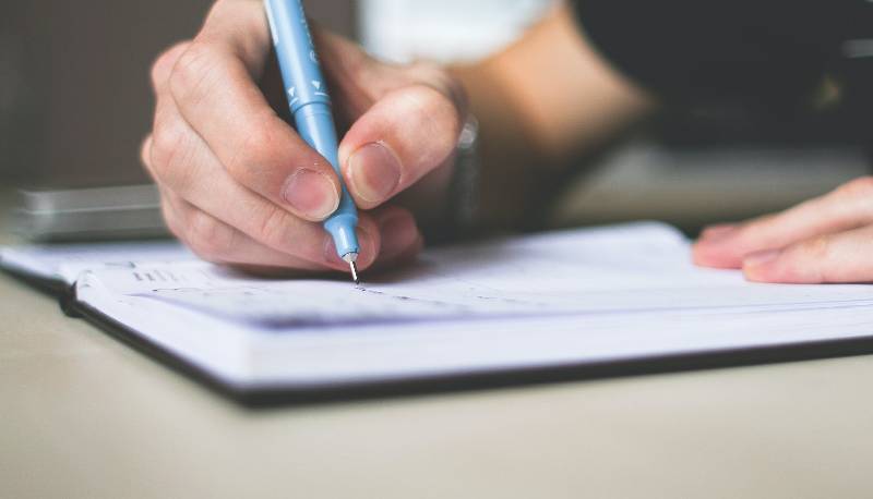 Il Quotidiano "La Ragione" offre 5 borse di studio da 8.000 euro per studiare alla IULM