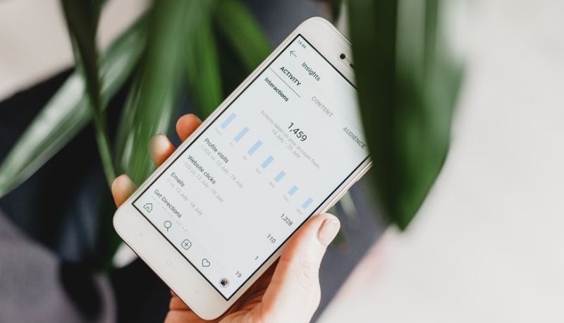 Instagram, cos’è e come si ottiene la spunta blu da account verificato?