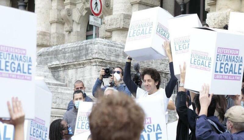 Referendum, perché sono stati respinti su Eutanasia e Cannabis (spiegato in modo semplice)