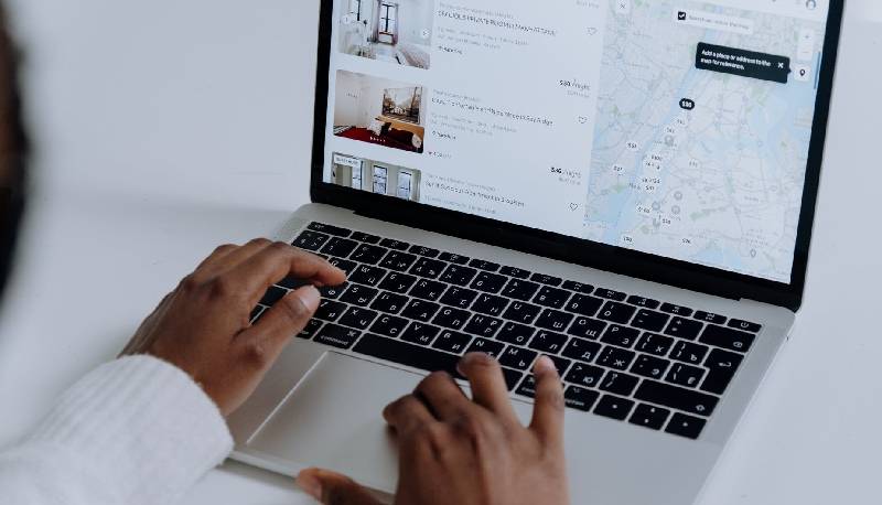 Boom di prenotazioni su Airbnb in Ucraina, ecco perché