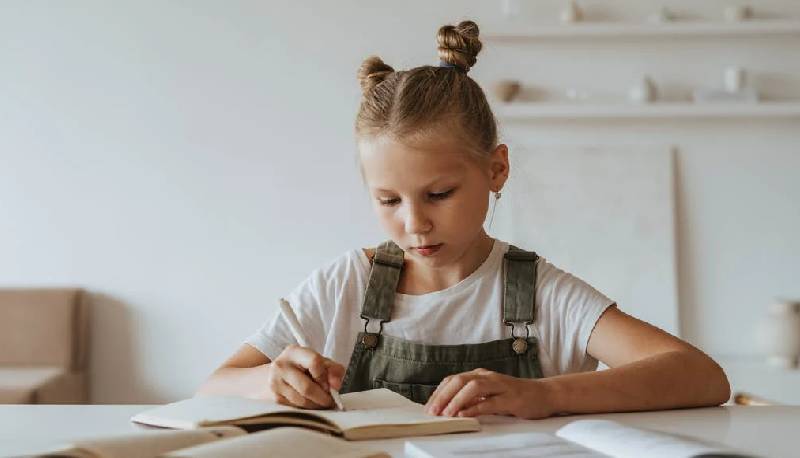Alunni italiani sopra la media internazionale per capacità di lettura. Ma non è solo merito della scuola