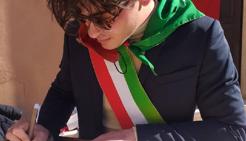 Andrea Fiori a 26 è tra i sindaci più giovani d’Italia:  “Da piccolo sognavo di fare il sindaco. La mia Maturità? E’ stata divertente”
