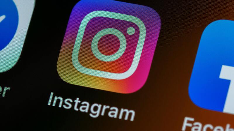 Come fissare in alto un post su Instagram?