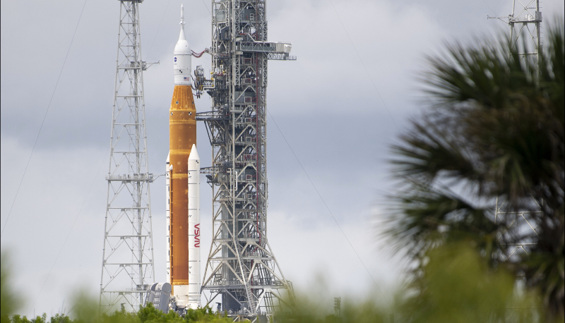 Artemis 1, partito il razzo NASA che raggiungerà la Luna