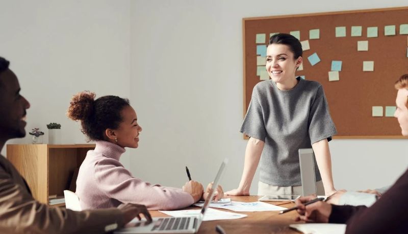Lavoro, il 55% delle donne ha subito discriminazioni o molestie: i dati di Fondazione Libellula