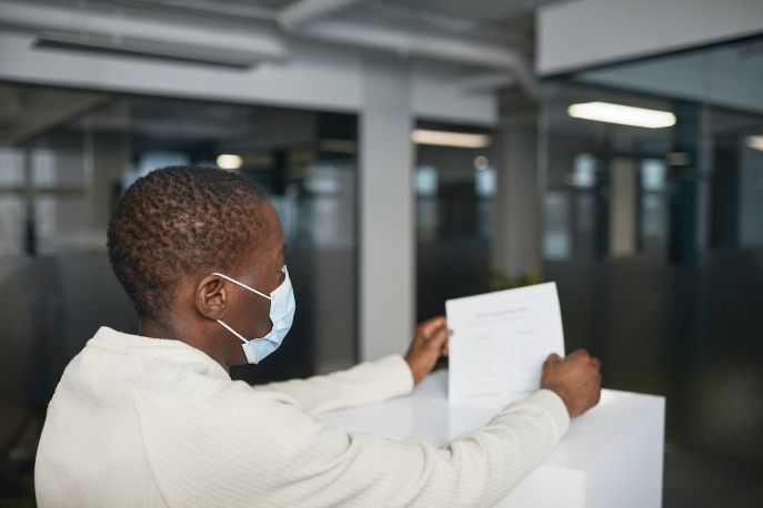 Elezioni 2022, come funziona il voto domiciliare per i positivi al Covid?