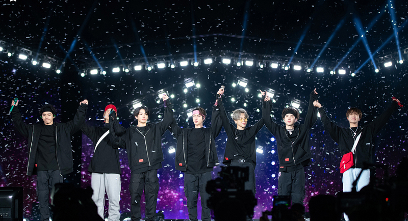 Le star del K Pop BTS partiranno per il servizio militare e torneranno nel 2025