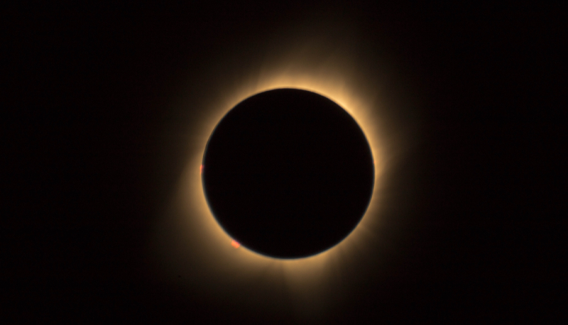 Eclissi solare del 25 ottobre 2022, a che ora è e come vederla