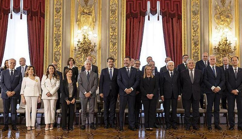 La GenZ “bocciata” in educazione civica: 6 su 10 non sanno chi sono i nuovi Ministri dell’Istruzione e dell’Università (e non solo…)