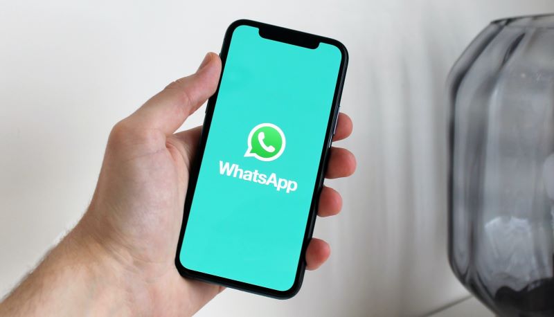 Su WhatsApp si potranno usare i vocali nell’aggiornamento di stato