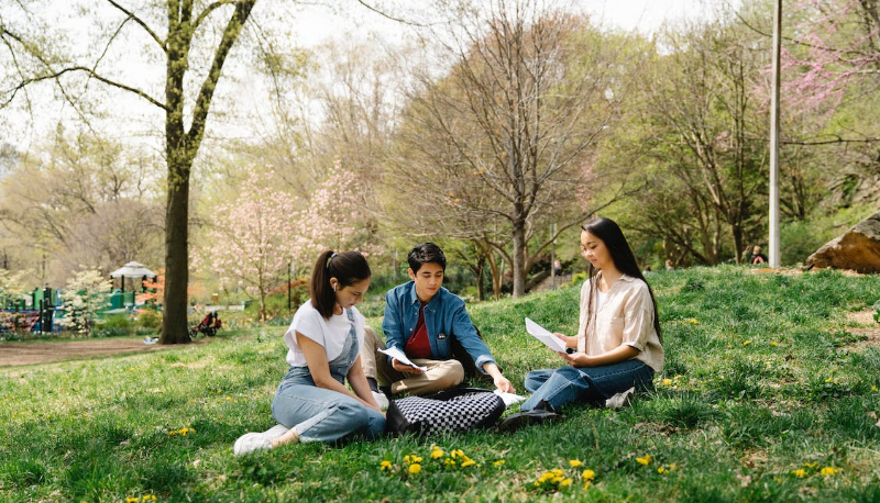 Un gruppo di studenti si cancella da Instagram: ecco perché