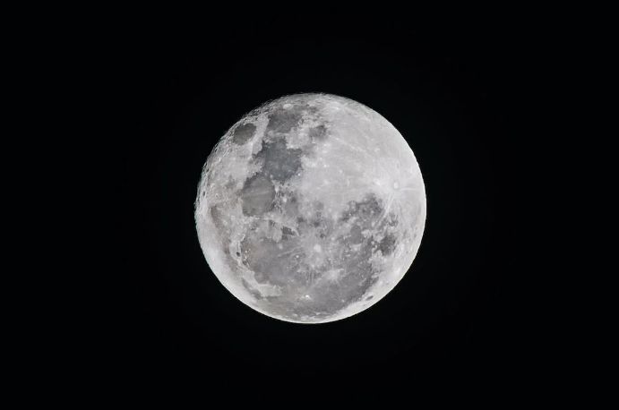 Il 5 febbraio del 1971 l’Apollo 14 arriva sulla Luna