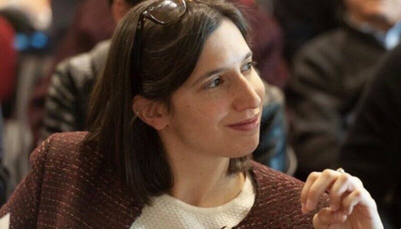 Elly Schlein, scritta offensiva a Viterbo. Il ministro Valditara: “Dobbiamo combattere questi ignobili comportamenti”