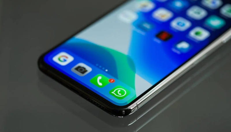 WhatsApp si potrà finalmente usare su due smartphone