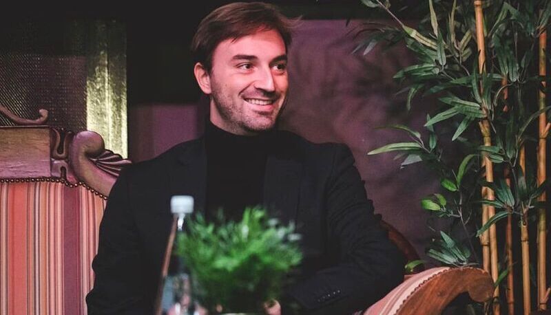 Mattia Angeleri: "Con i meme aiuto i giovani ad essere ascoltati dai politici"