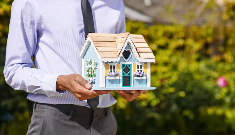 Quanti anni di stipendio servono per comprare casa?