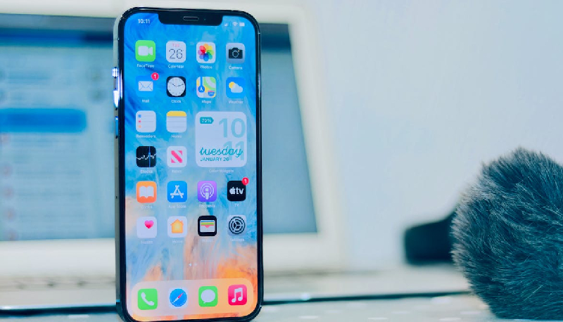 iPhone 12, troppe radiazioni: la Francia ordina ad Apple il ritiro
