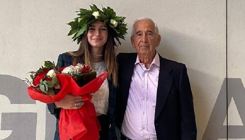 A 22 anni salva il nonno da arresto cardiaco grazie al corso svolto a scuola