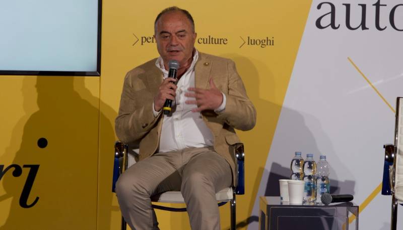 Gratteri: “Tutti gli stupefacenti fanno male”. Allarme Fentanyl, in arrivo la droga degli Zombie