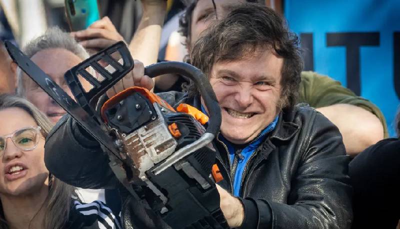Chi è Javier Milei, nuovo presidente dell’Argentina